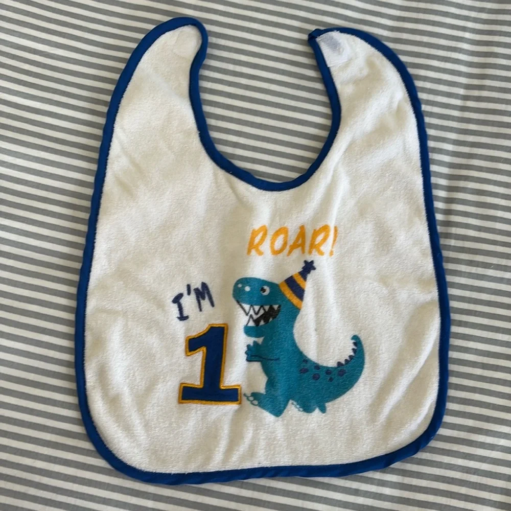 Roar I’m 1 Dinosaur Bib 🦕